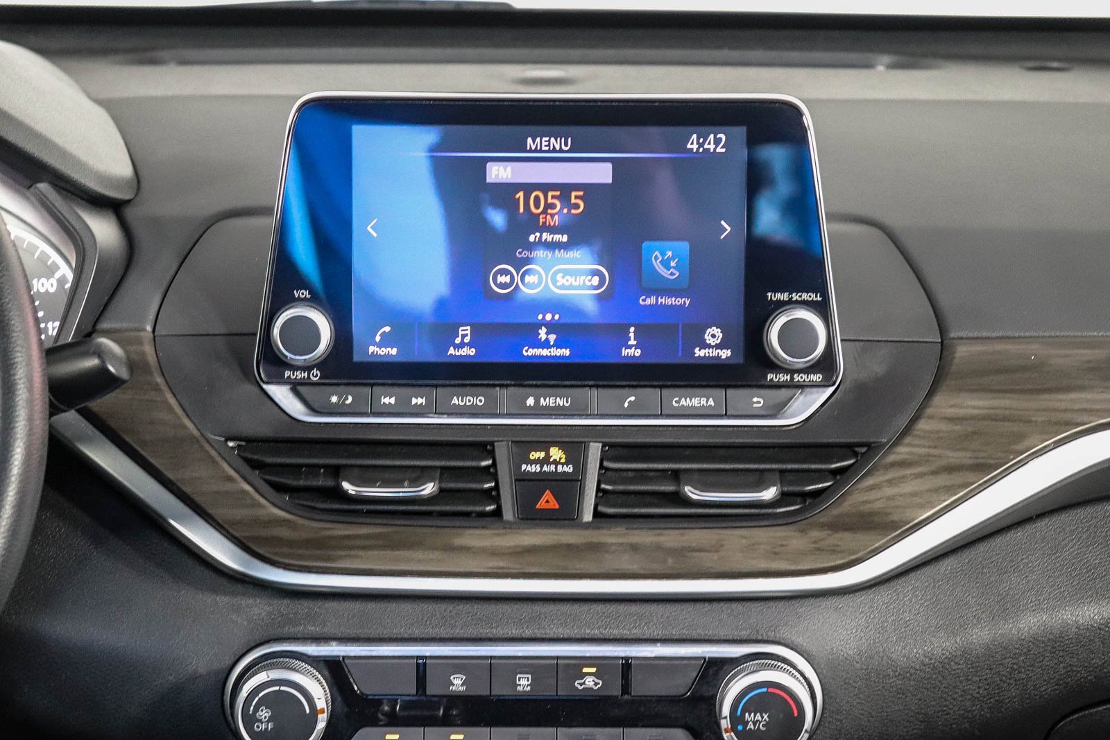 Used 2023 Nissan Altima 2.5 SV image 14