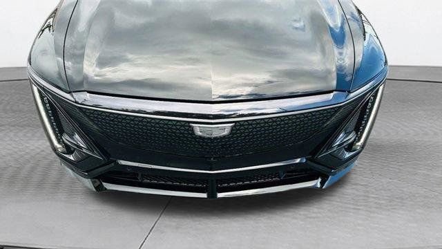 New 2026 Cadillac Lyriq V image 9