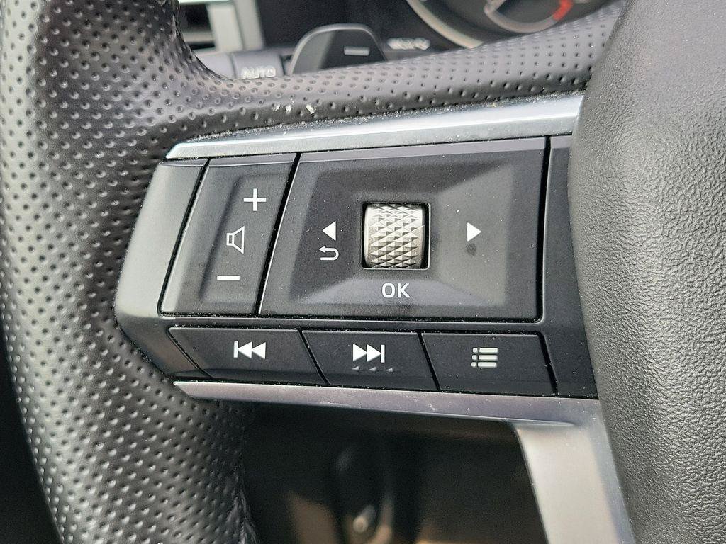 Used 2025 Mitsubishi Outlander SE AWD/4WD image 14