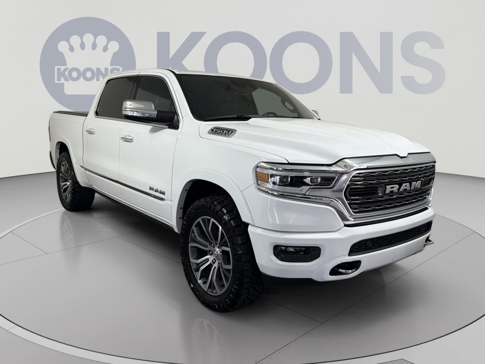 Used 2022 RAM 1500 Limited w/ Body Color Bumper Group AWD/4WD image 10
