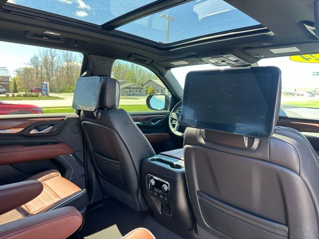 Used 2024 GMC Yukon Denali Ultimate AWD/4WD image 19