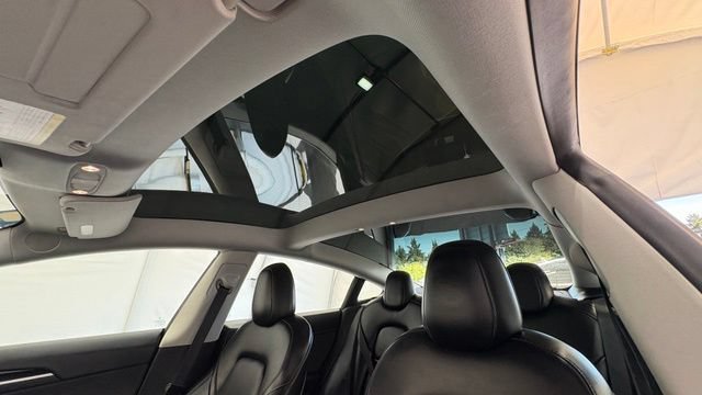 Used 2022 Tesla Model 3 RWD image 39