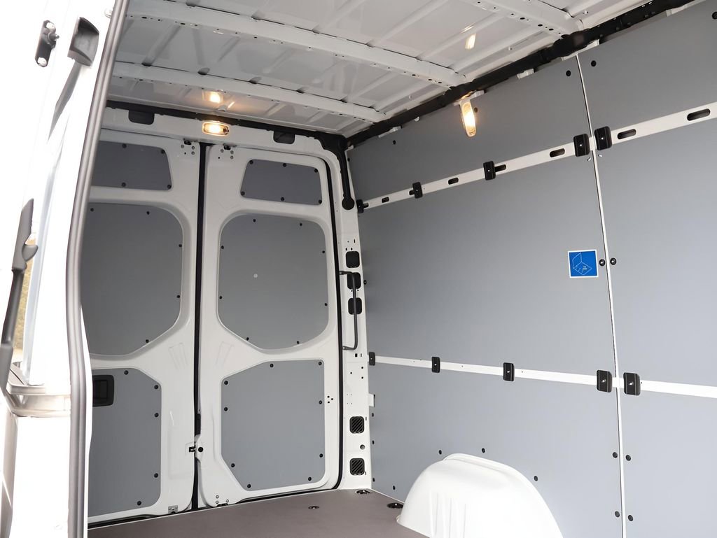 New 2026 Mercedes-Benz Sprinter 144 Cargo image 17