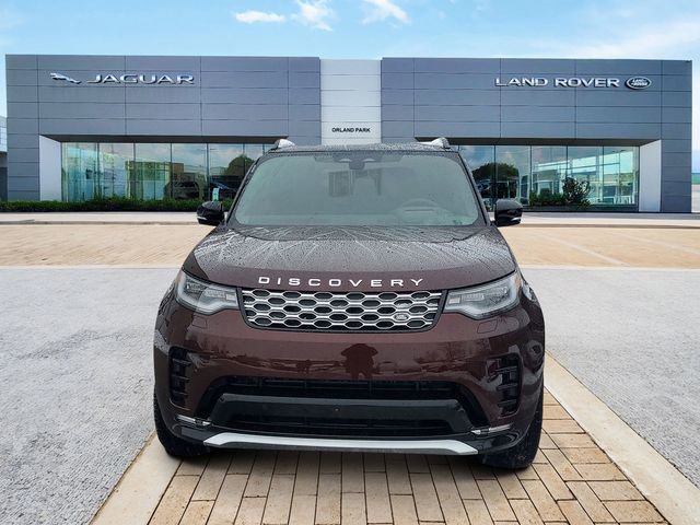 New 2026 Land Rover Discovery Limited Edition image 2