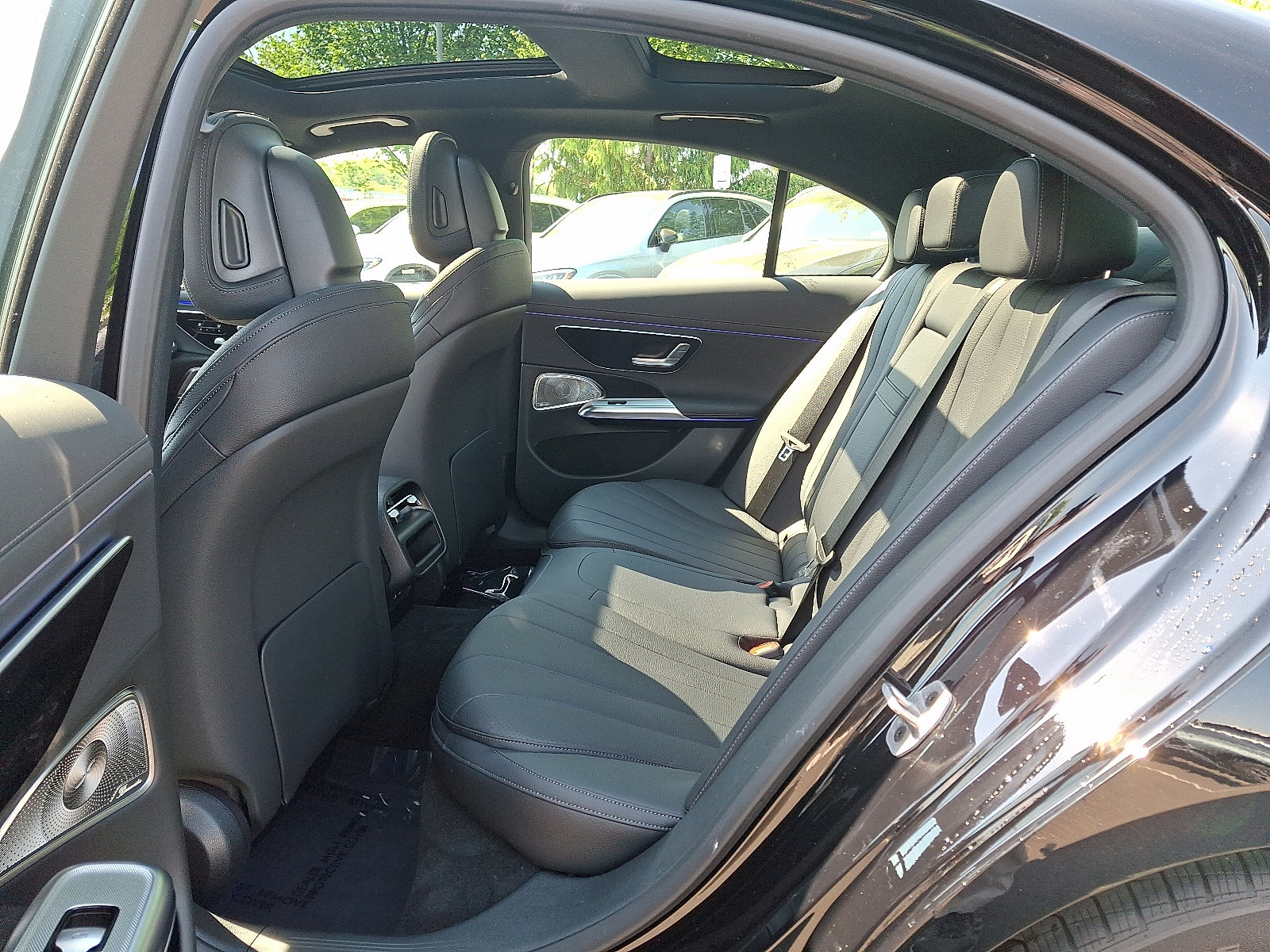 New 2026 Mercedes-Benz E 350 4MATIC Sedan image 8