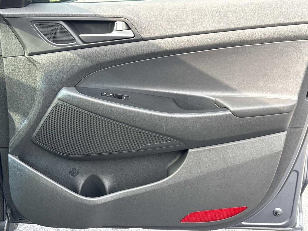Used 2017 Hyundai Tucson Night FWD image 19