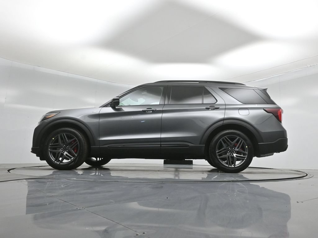 New 2026 Ford Explorer ST-Line w/ ST-Line Street Pack AWD/4WD image 54