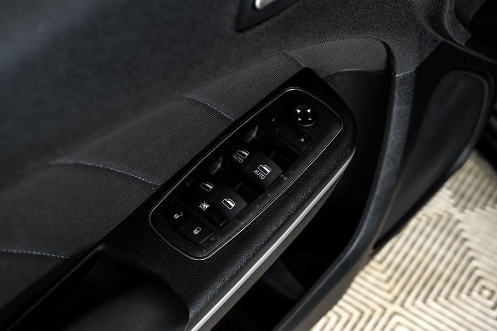 Used 2023 Dodge Charger SXT RWD image 45