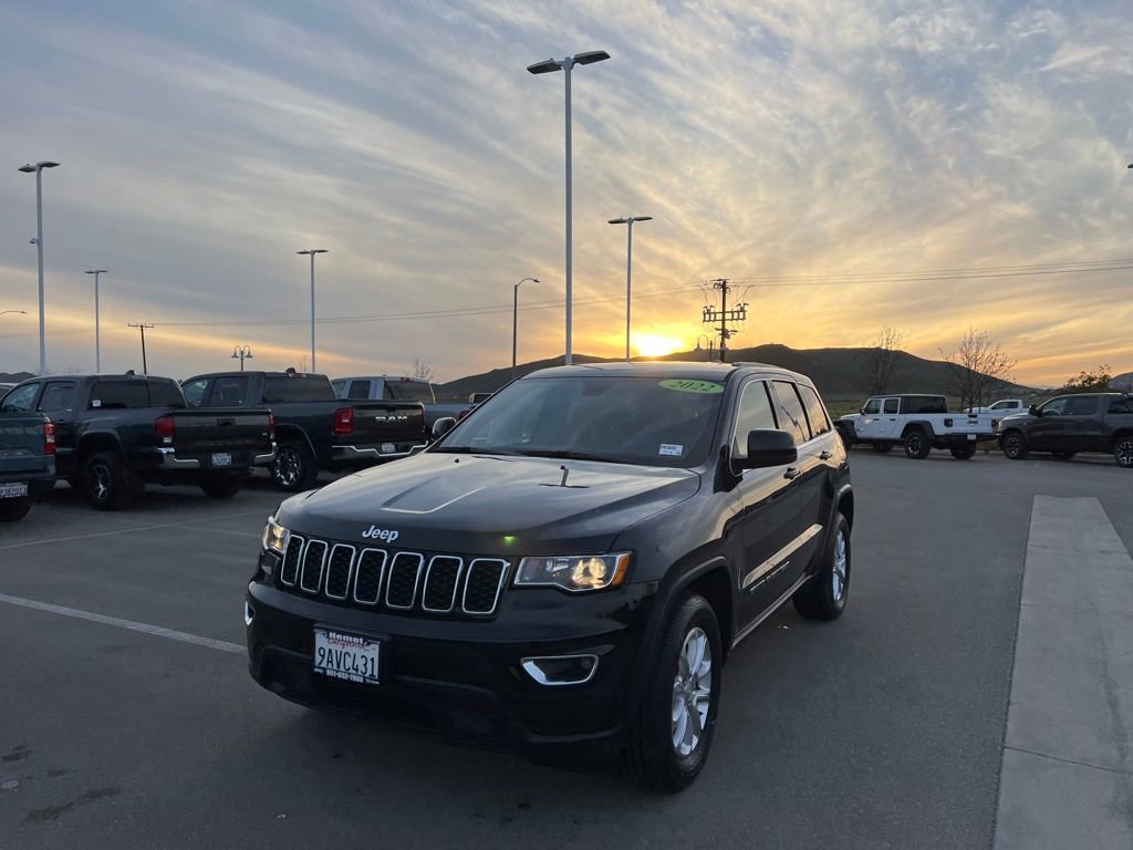 Used 2022 Jeep Grand Cherokee Laredo E image 4
