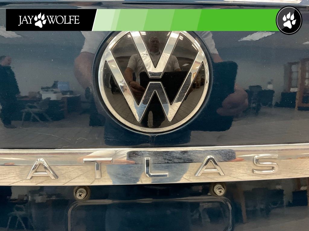 Used 2023 Volkswagen Atlas SE image 25
