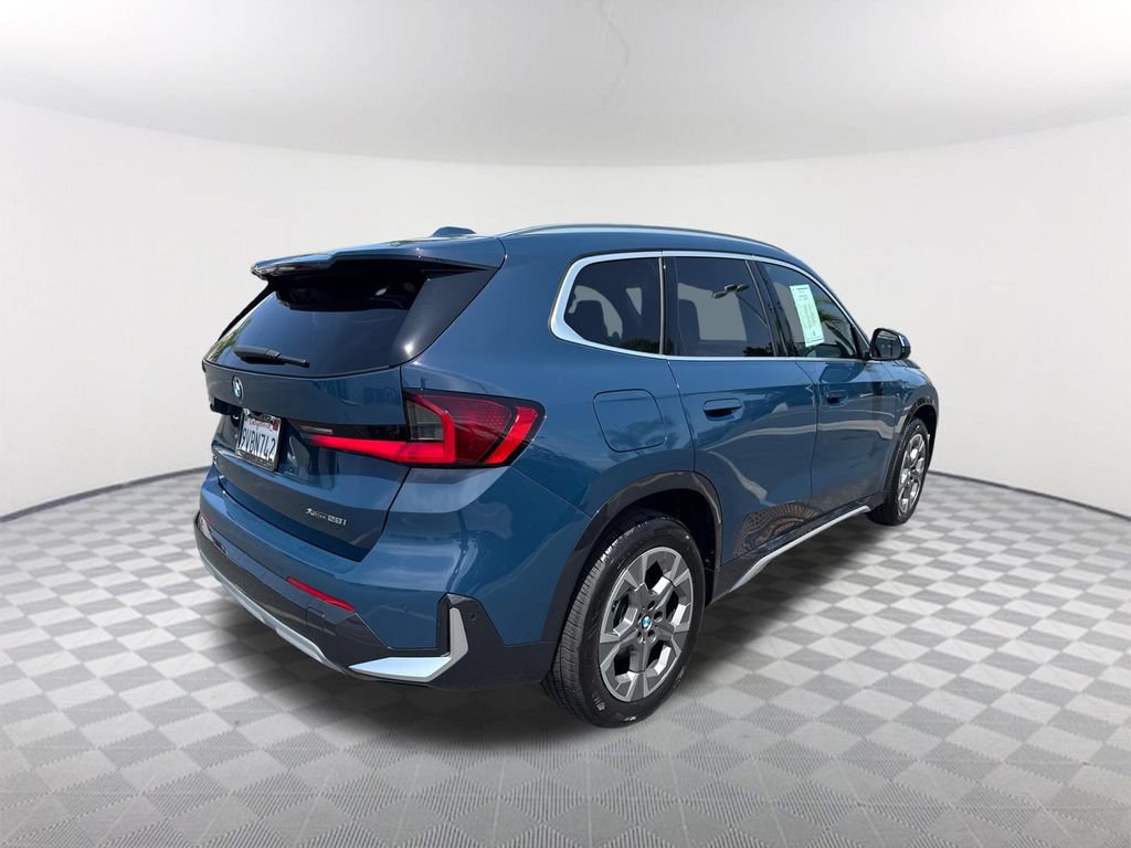 Used 2026 BMW X1 xDrive28i w/ Convenience Package AWD/4WD image 4