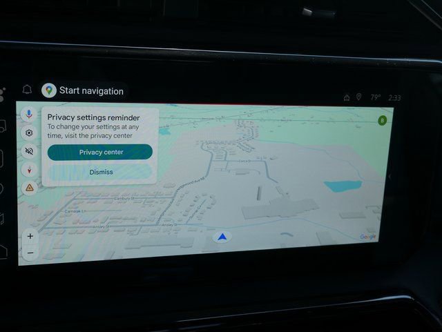 Used 2023 GMC Sierra 1500 AT4 w/ Technology Package image 5