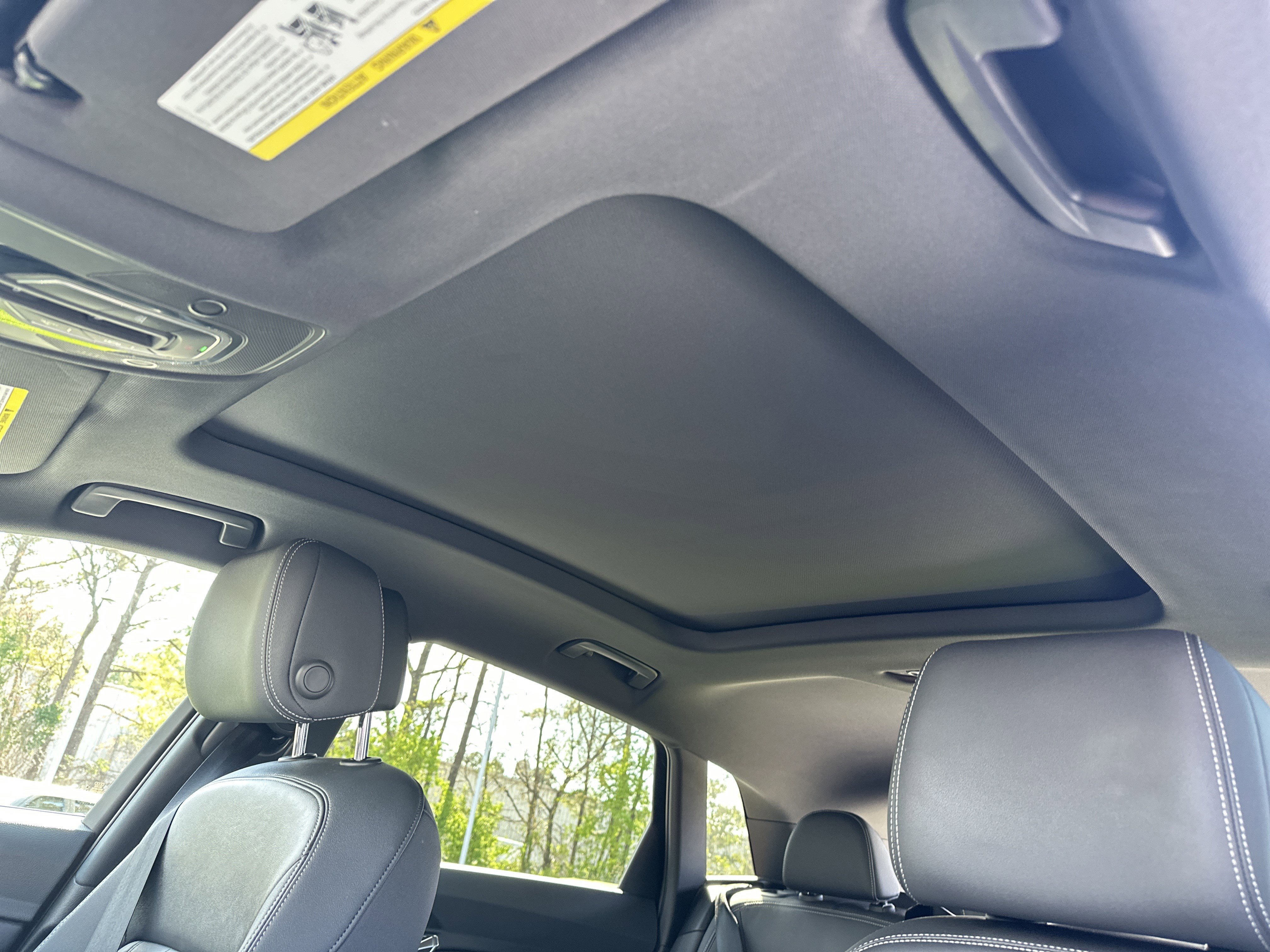 Used 2022 Audi e-tron Premium w/ Convenience Plus Package image 28