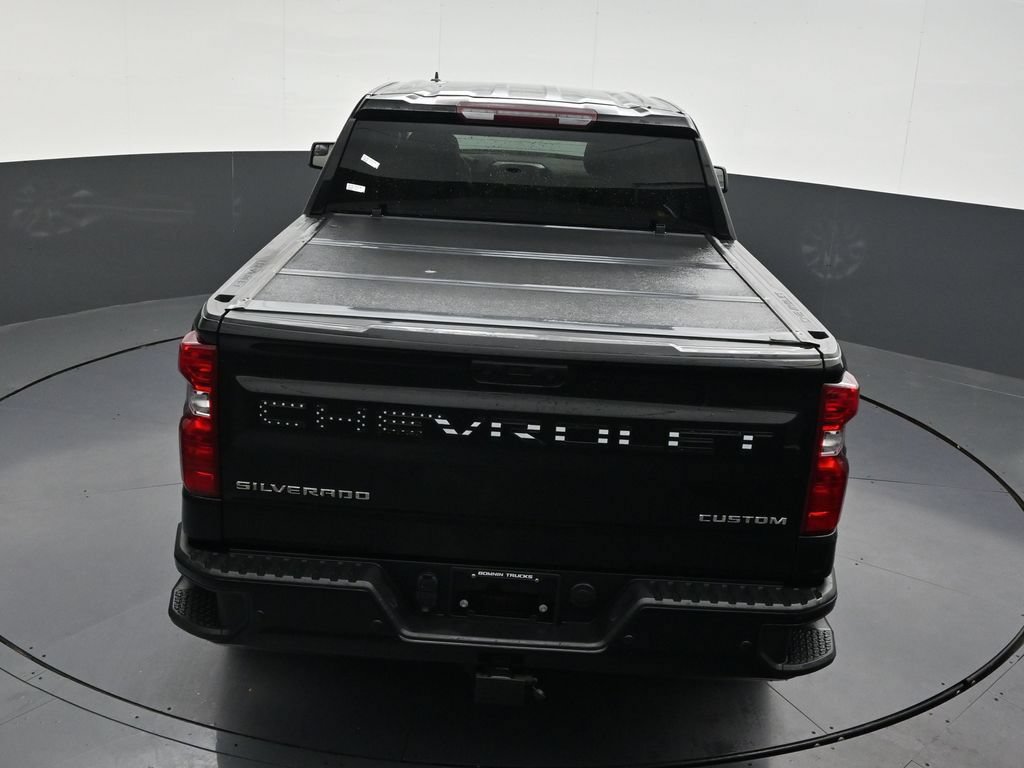 Used 2023 Chevrolet Silverado 1500 Custom RWD image 18