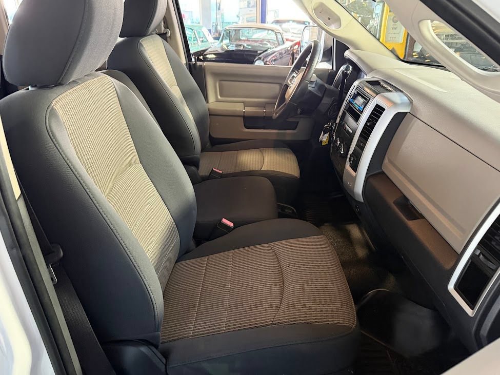 Used 2011 RAM 3500 SLT w/ Protection Group AWD/4WD image 12