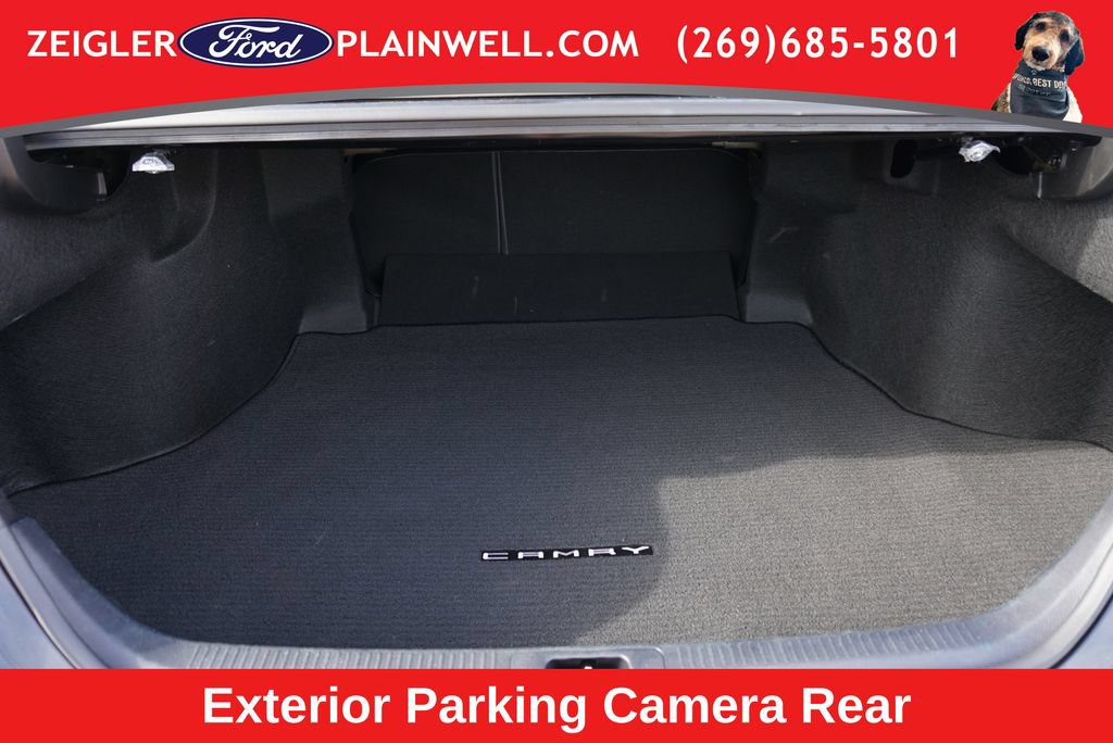 Used 2022 Toyota Camry XLE w/ Navigation Upgrade Package FWD image 10