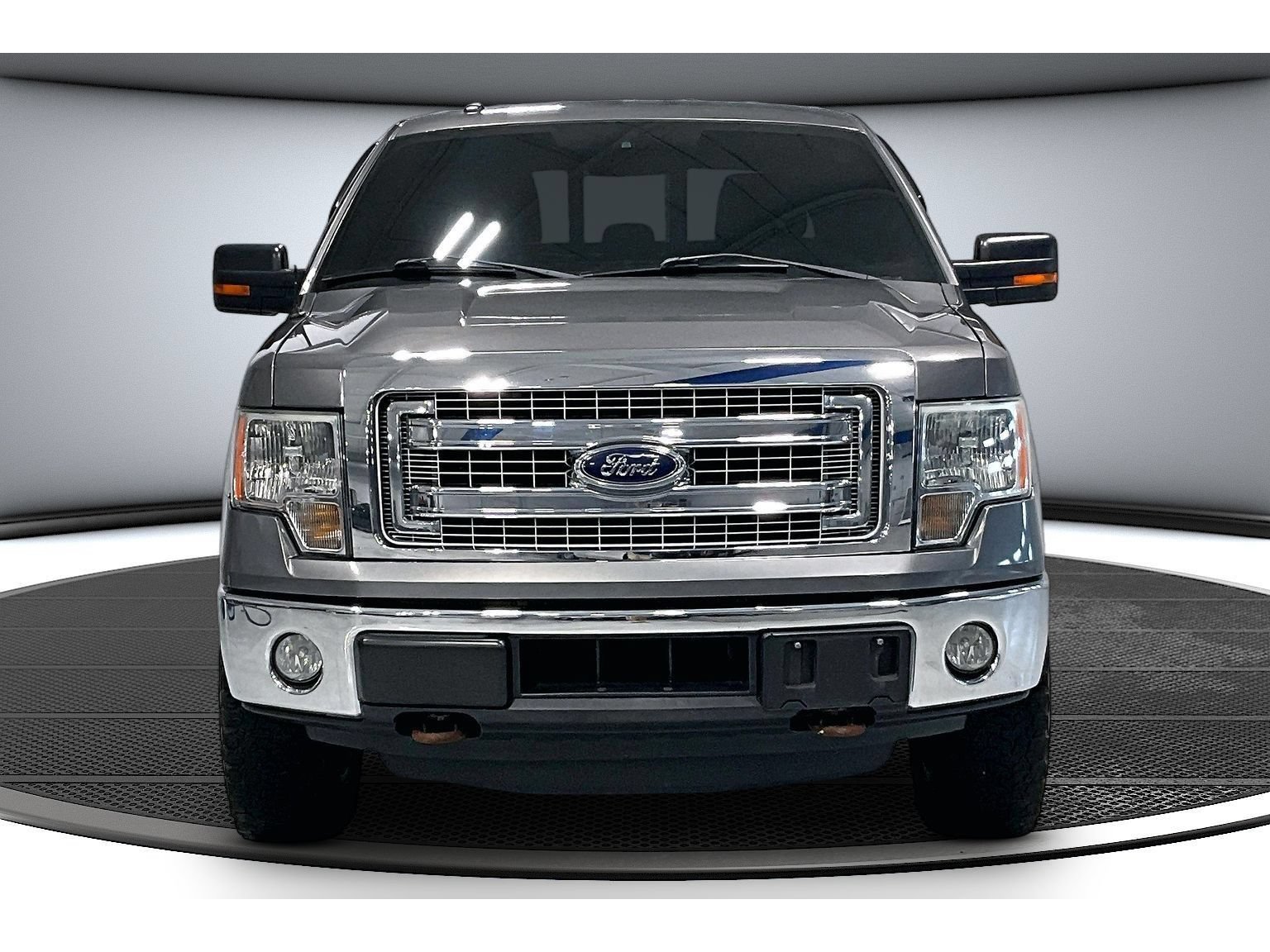 Used 2014 Ford F150 XLT w/ Equipment Group 302A Luxury AWD/4WD image 4