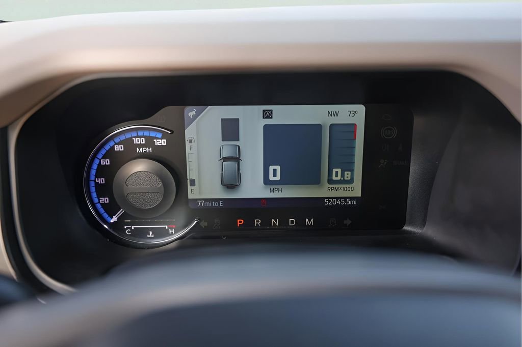 Used 2023 Ford Bronco Wildtrak image 14