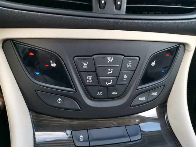 Used 2020 Buick Envision Preferred FWD image 12