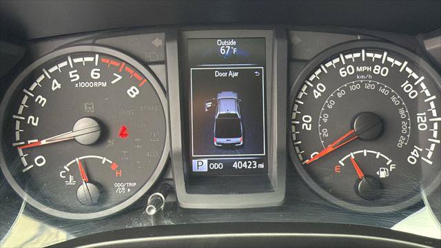 Certified 2022 Toyota Tacoma SR AWD/4WD image 26
