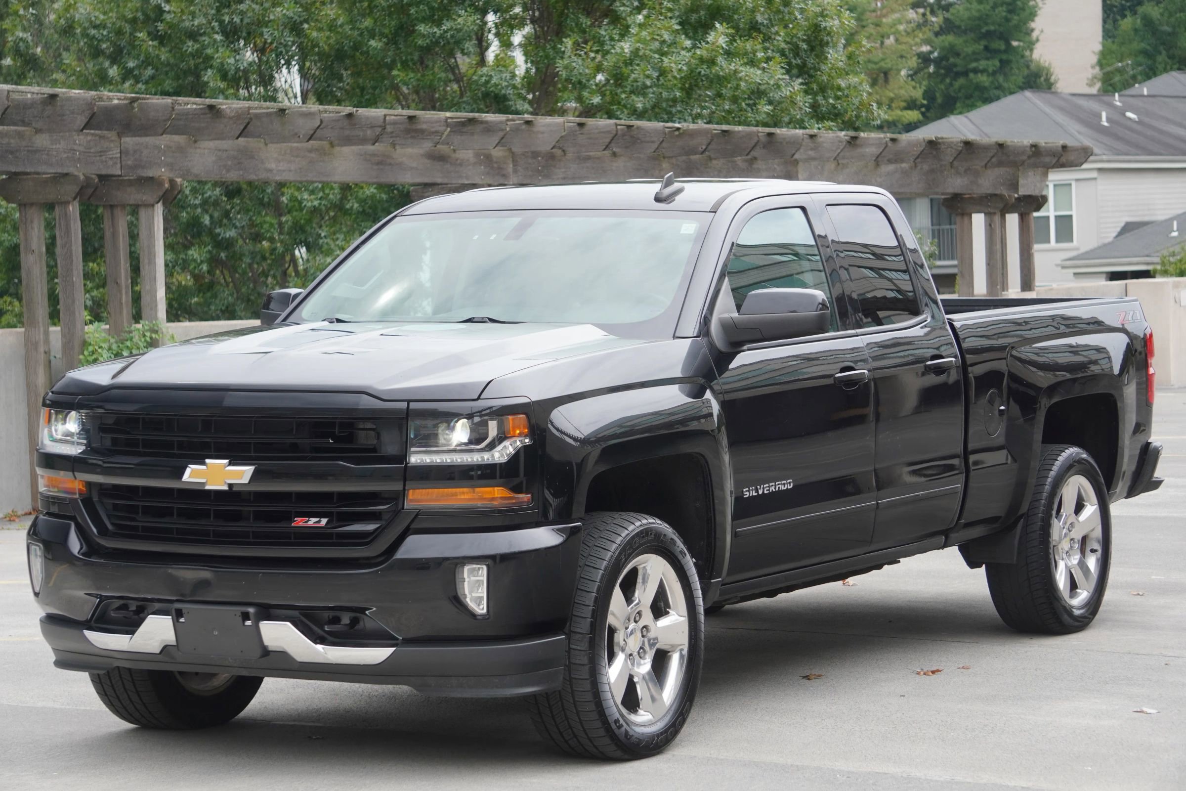 Used 2018 Chevrolet Silverado 1500 LT w/ All Star Edition image 22
