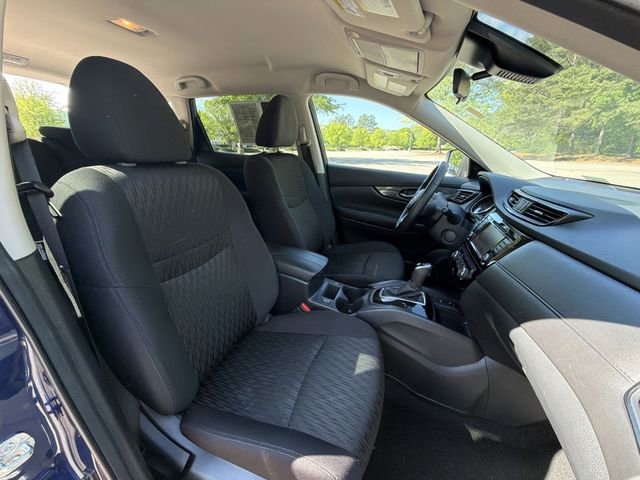Used 2019 Nissan Rogue SV w/ Premium Package FWD image 27