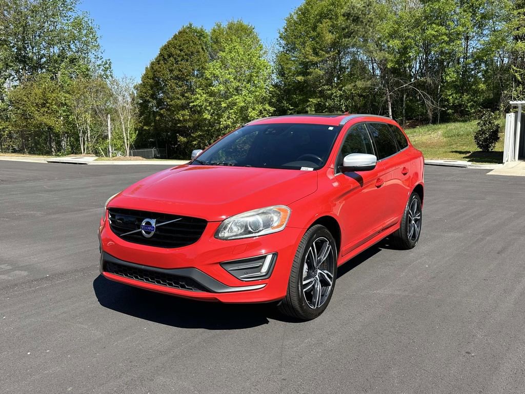 Used 2017 Volvo XC60 T6 R-Design w/ Climate Package image 3