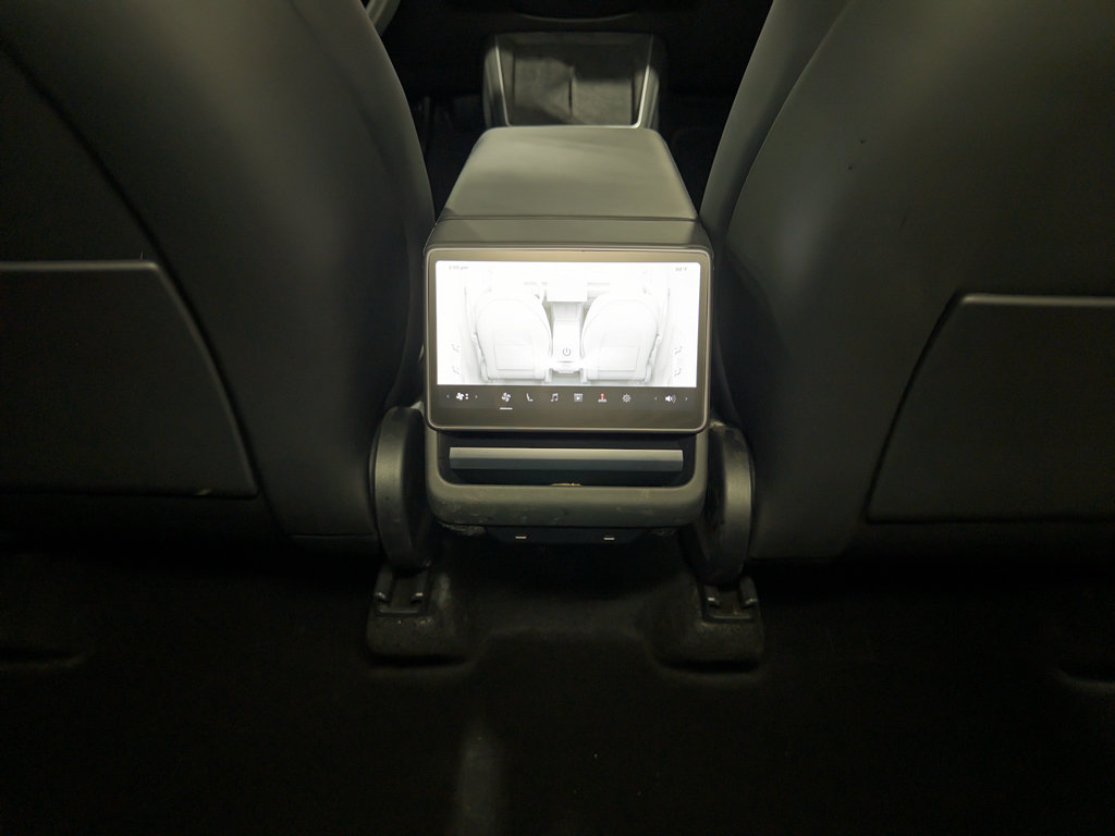 Used 2026 Tesla Model Y Long Range AWD/4WD image 27