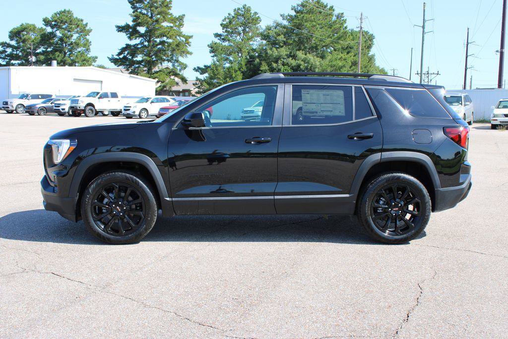 New 2027 GMC Terrain Elevation w/ Elevation Premium Package FWD image 3
