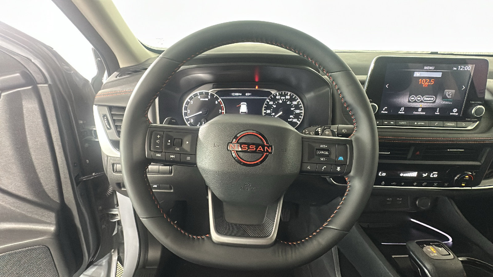 Used 2025 Nissan Rogue SV w/ Rock Creek Premium Package AWD/4WD image 16