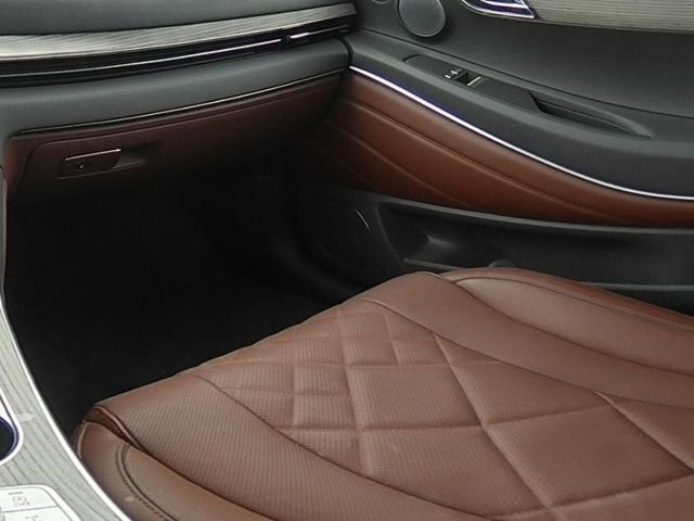 Used 2025 Genesis GV80 3.5T Prestige image 14