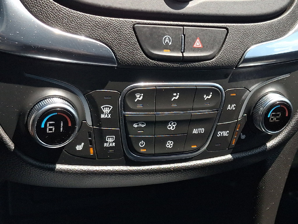 Used 2023 Chevrolet Equinox LT FWD image 16