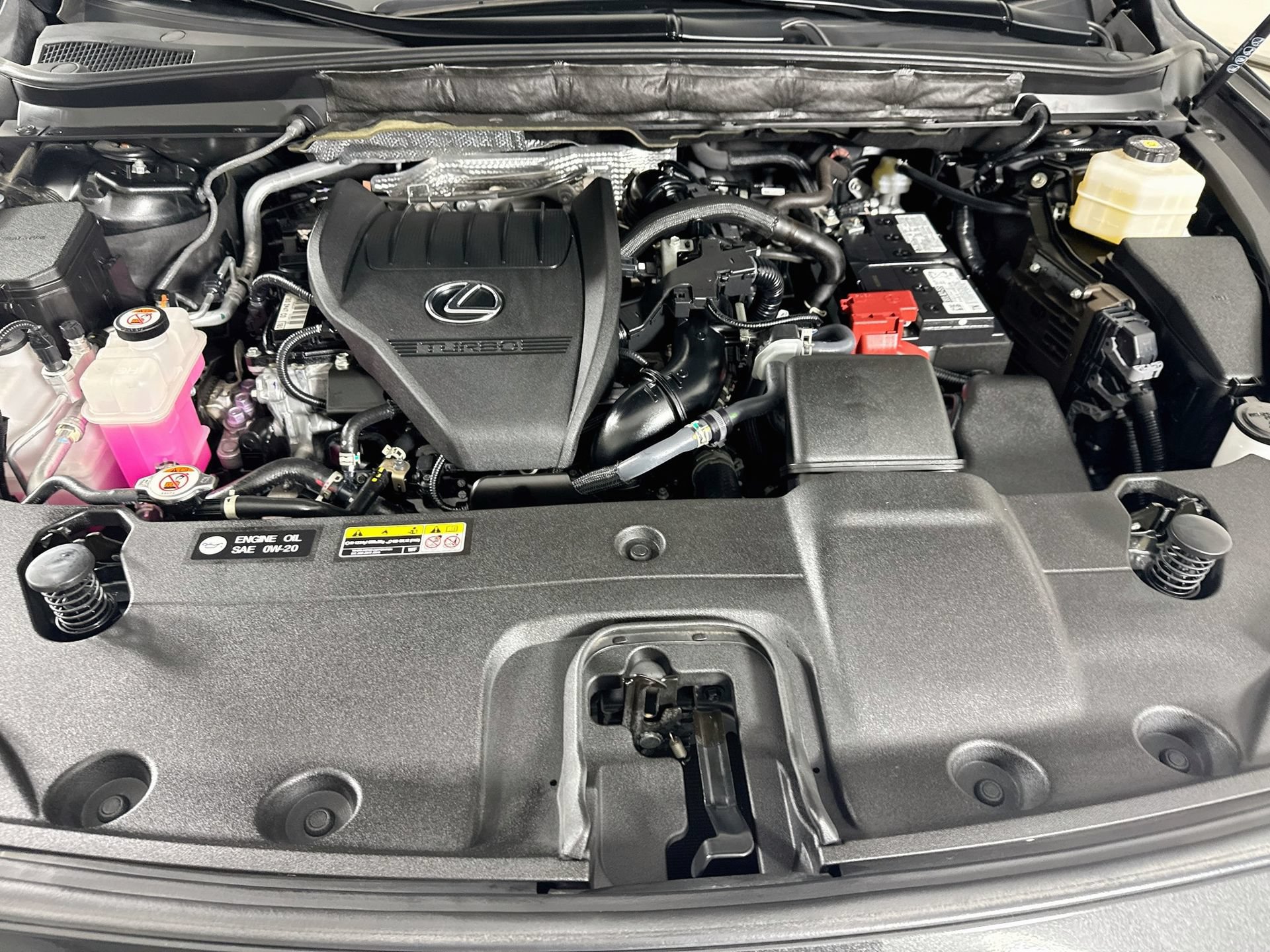 Used 2024 Lexus RX 350 Premium w/ Cold Area Package AWD/4WD image 32