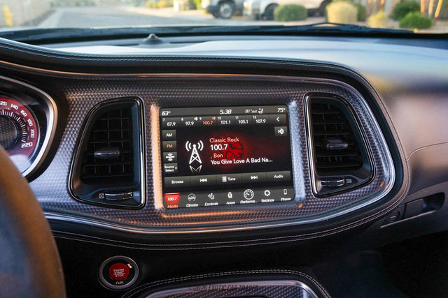 Used 2020 Dodge Challenger SRT Hellcat Redeye image 24