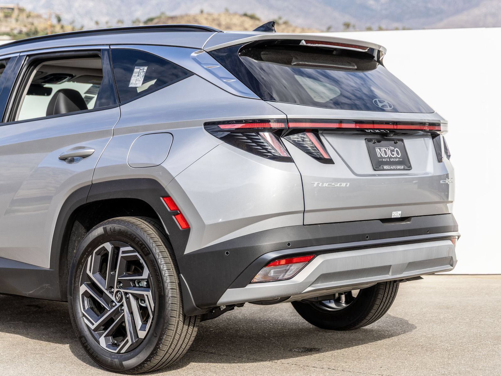 New 2025 Hyundai Tucson Limited AWD/4WD image 10