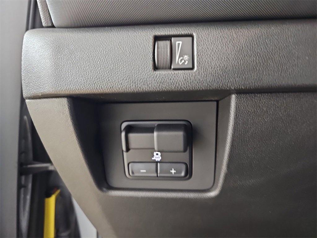 Certified 2023 Chevrolet Colorado Z71 w/ Z71 Convenience Package 2 image 28