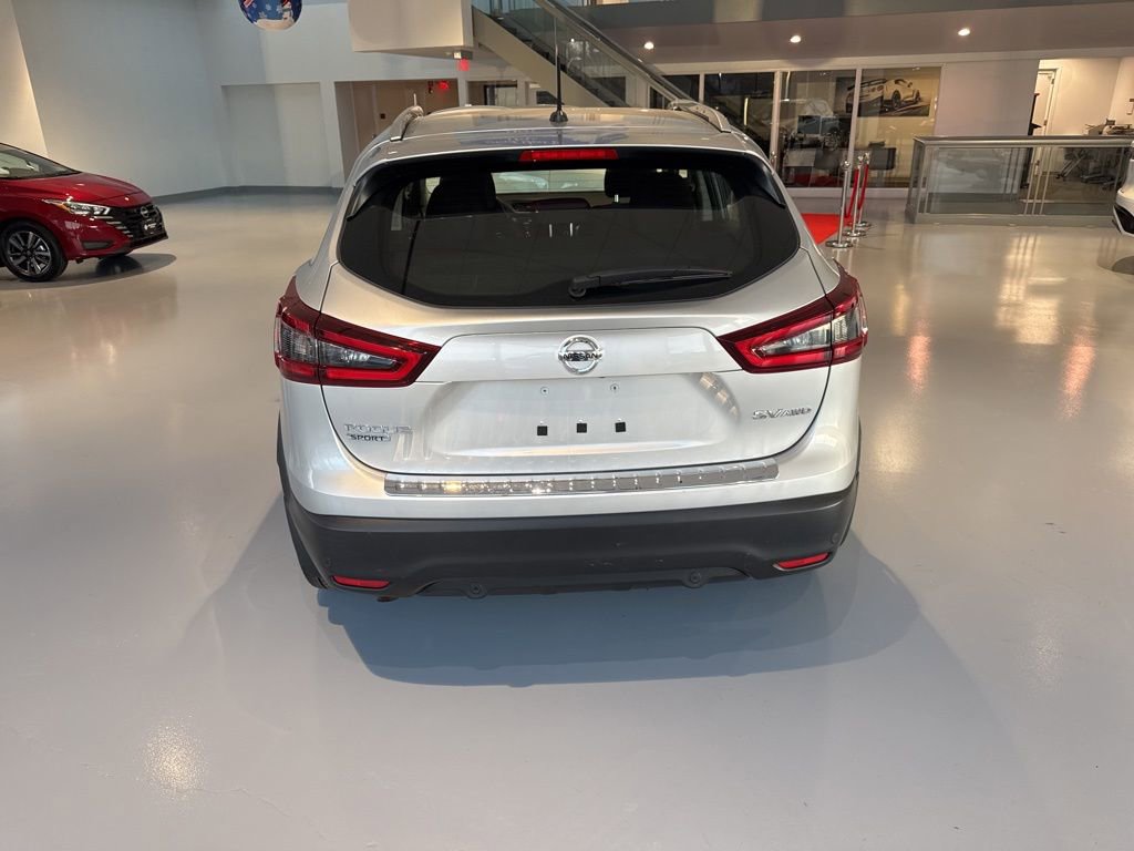 Used 2022 Nissan Rogue Sport SV image 10