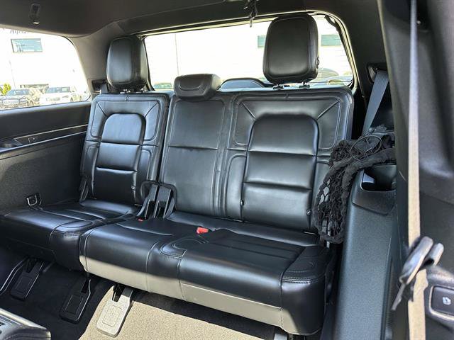 Used 2021 Lincoln Navigator Reserve AWD/4WD image 33