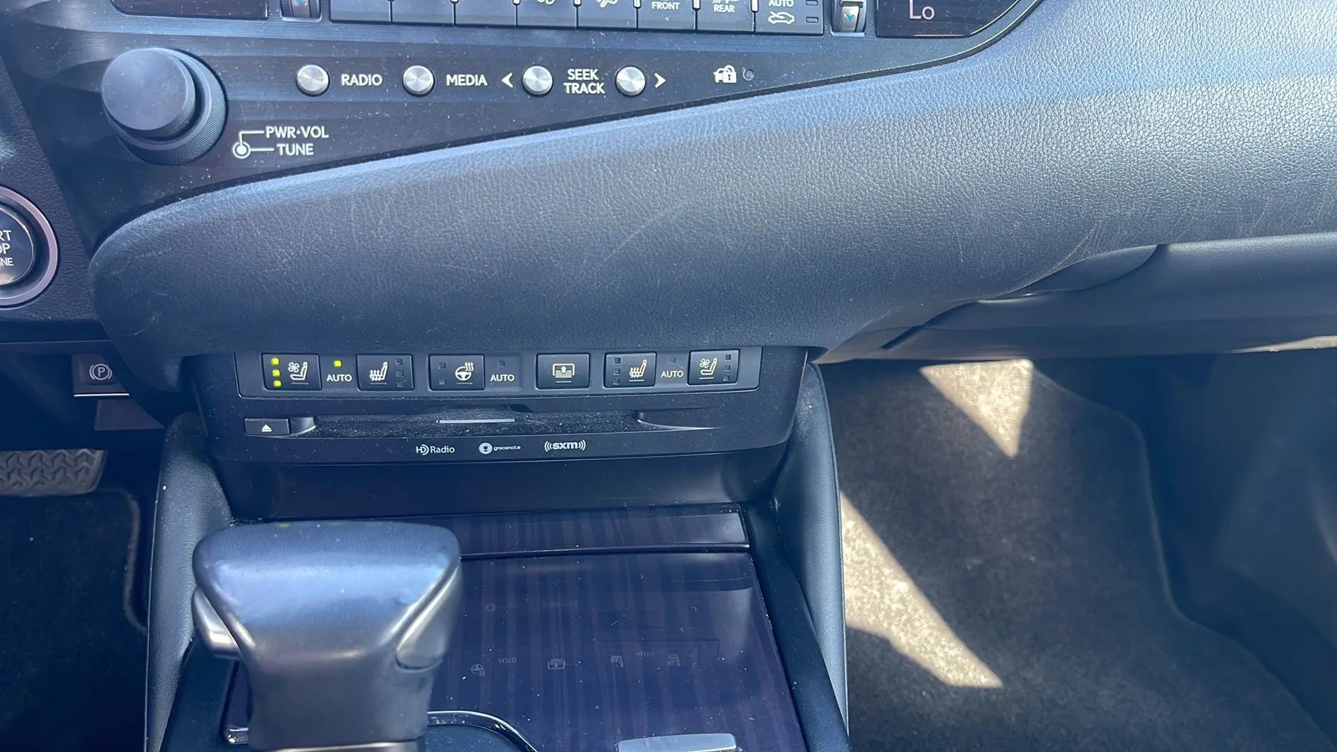 Used 2019 Lexus ES 350 w/ Accessory Package 2 FWD image 16