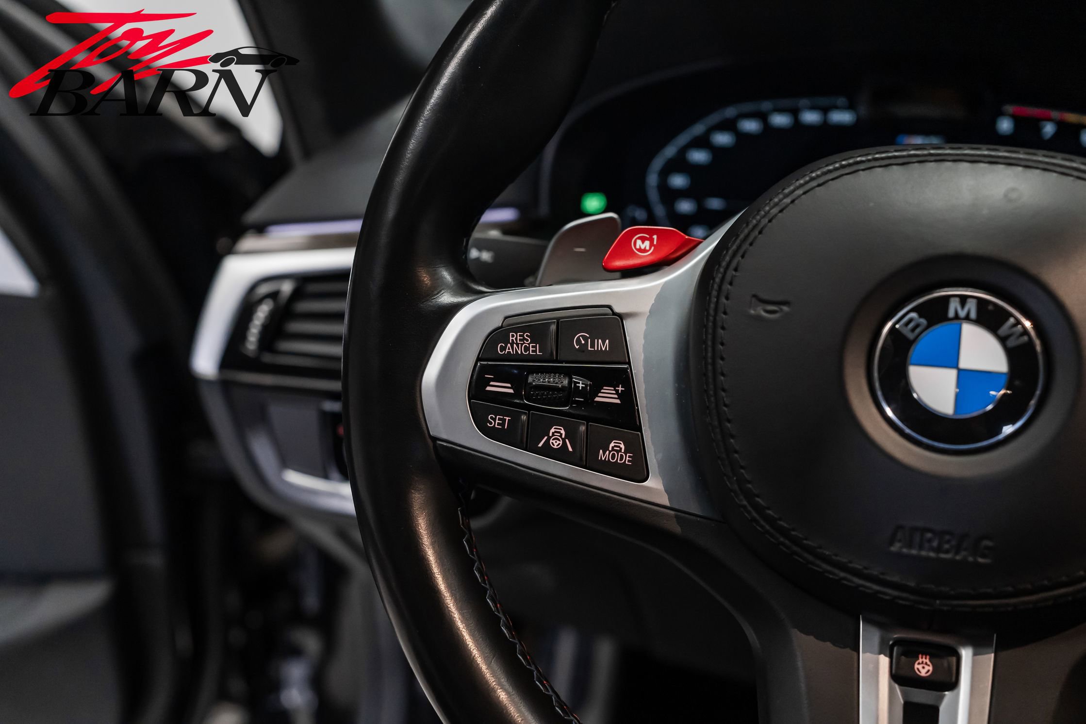 Used 2022 BMW M5 w/ Executive Package image 34