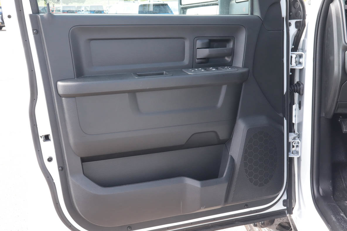 New 2027 RAM 3500 Tradesman AWD/4WD image 9