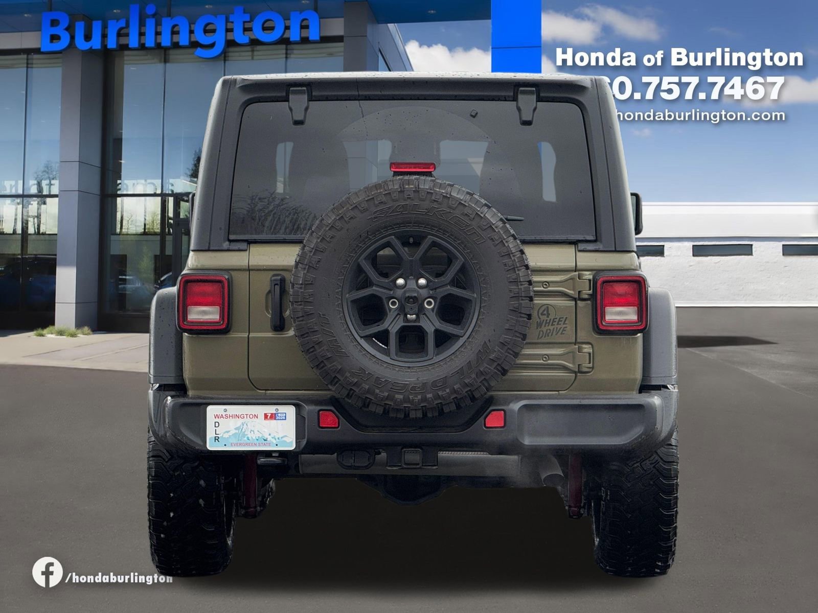 Used 2025 Jeep Wrangler Willys image 5