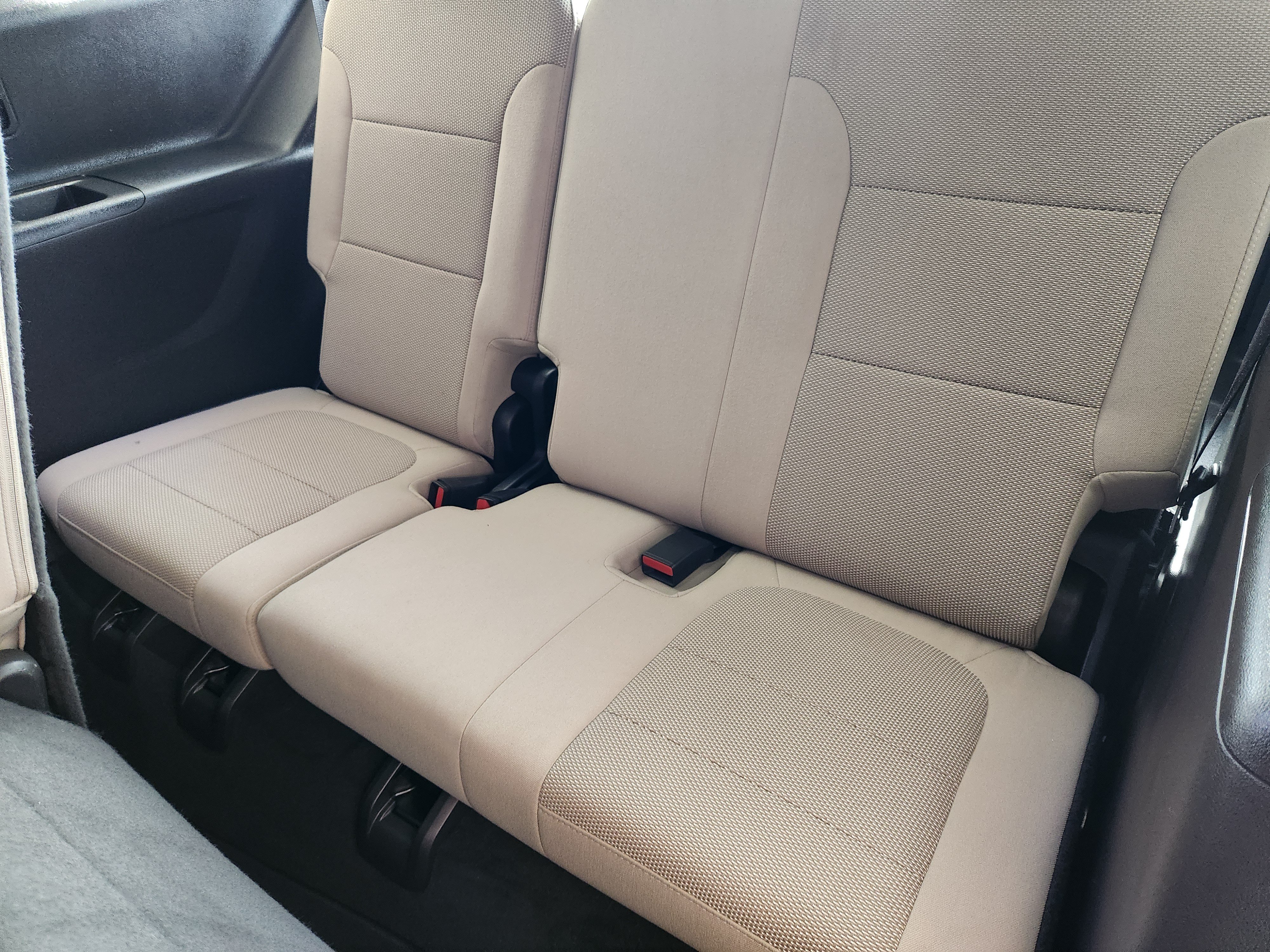 Certified 2023 Chevrolet Traverse LS FWD image 33