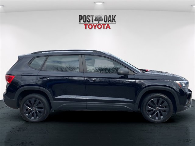 Used 2022 Volkswagen Taos S w/ IQ Drive S Package image 8