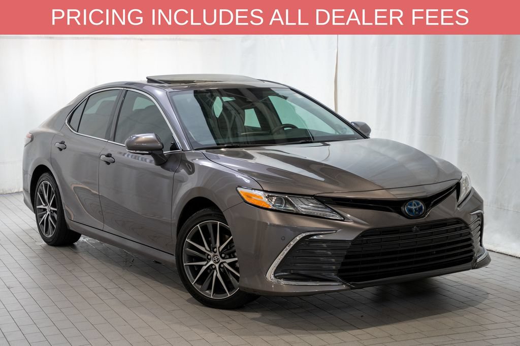 Used 2022 Toyota Camry XLE w/ Navigation Upgrade Package