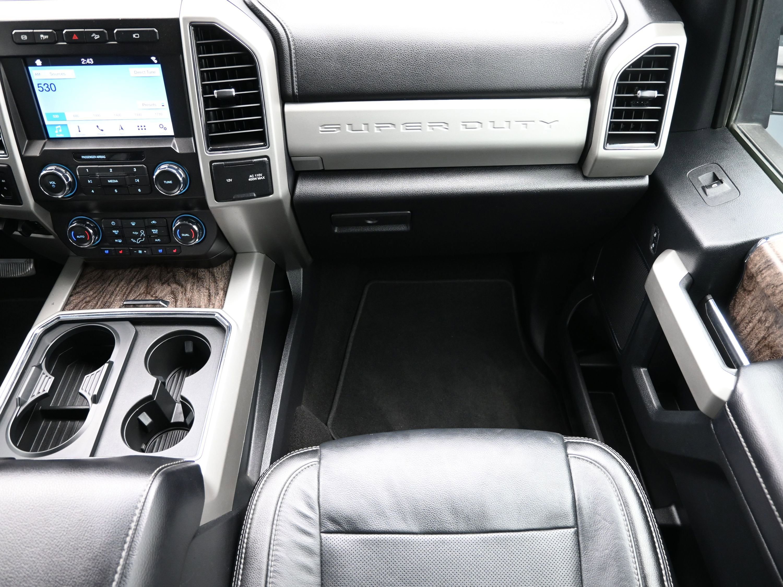 Used 2019 Ford F250 Lariat w/ Lariat Value Package image 39