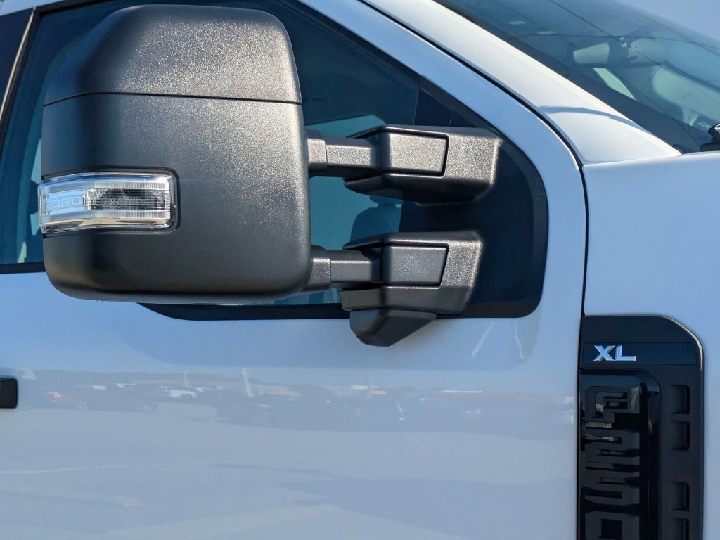 New 2027 Ford F250 XL w/ 360-Degree Camera Package AWD/4WD image 12
