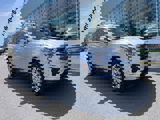 Used 2019 Cadillac XT5 Premium Luxury image 1