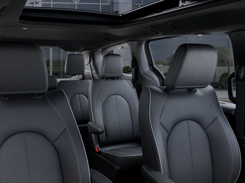 New 2026 Chrysler Pacifica Limited FWD image 26