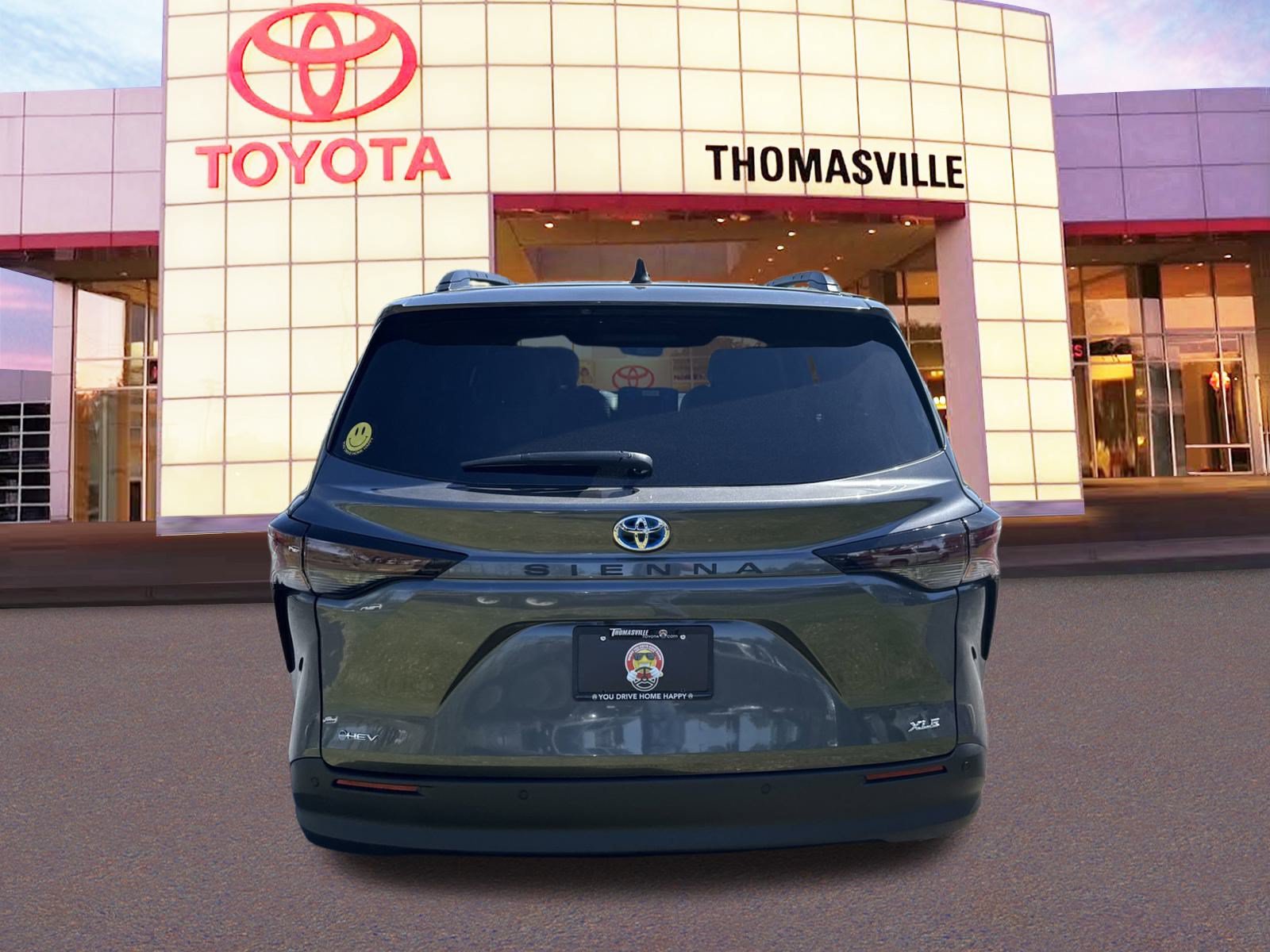 New 2025 Toyota Sienna XLE FWD image 6